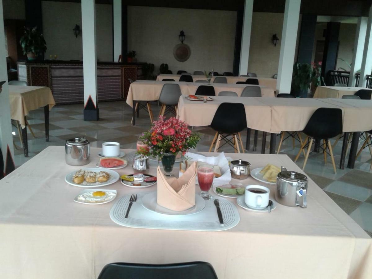 Toraja Torsina Hotel Рантепао Екстериор снимка